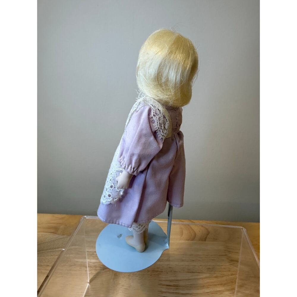 Vintage Collectible Doll Light Purple Victorian-style Dress w White Lace - Picture 7 of 10